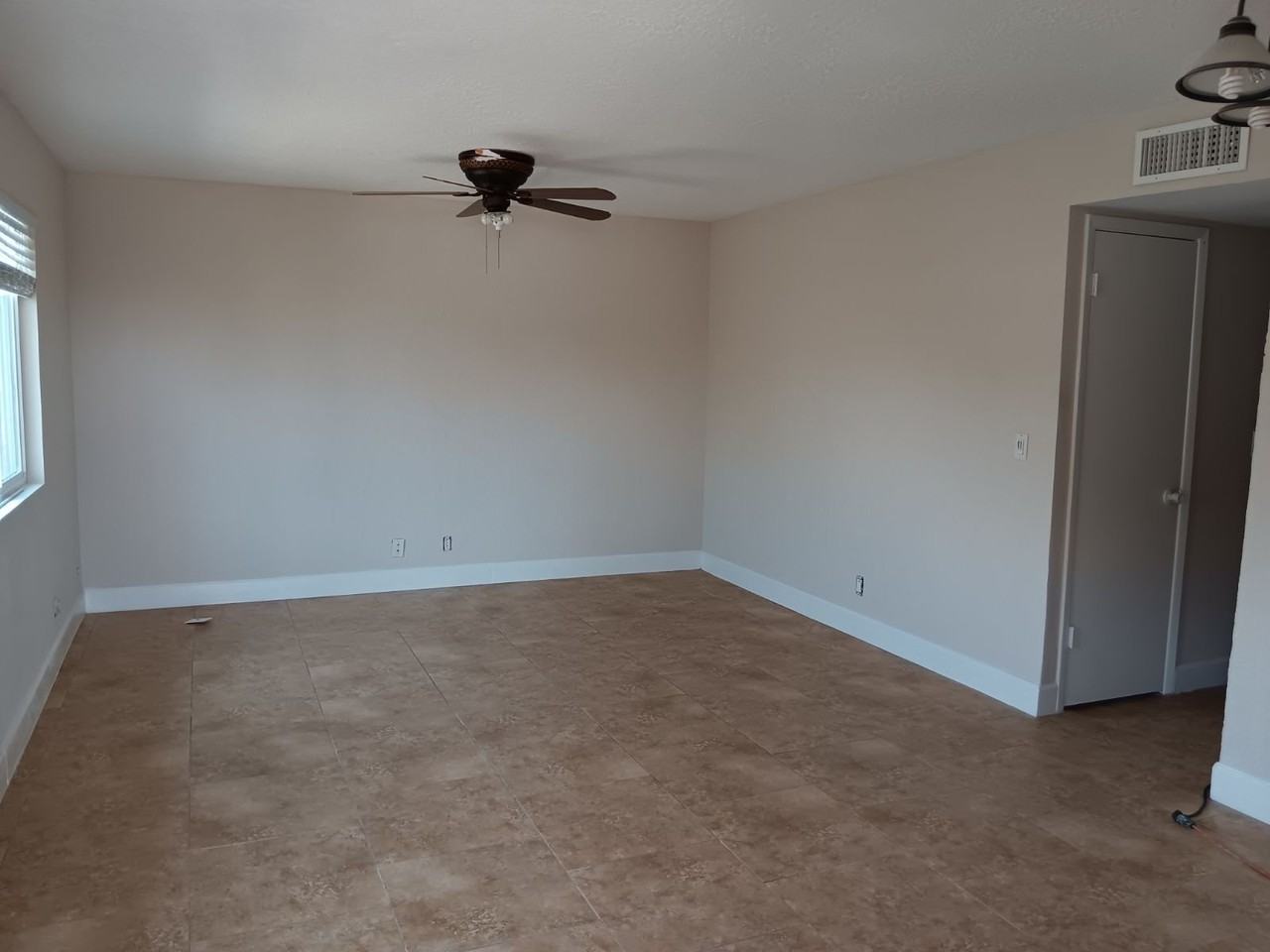 1446 E 29th Ave #4 - Photo 6 of 6