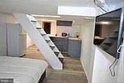 1226 W Cross St #B - Photo 3 of 5