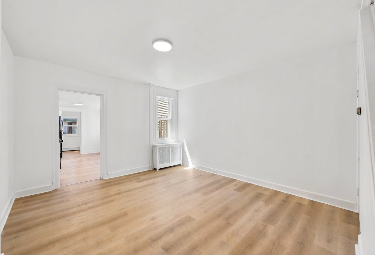 18 Coates St - Photo 3 of 10