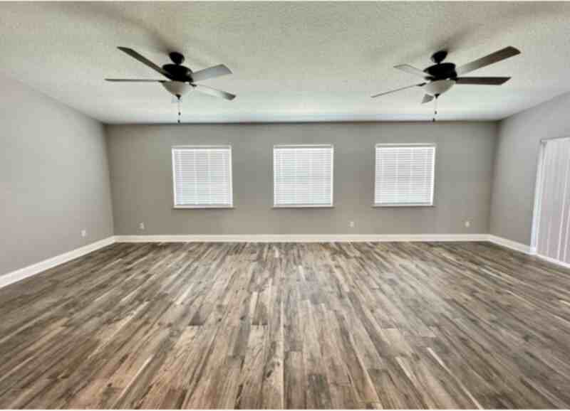 1301 Queen Elaine Dr - Photo 5 of 37