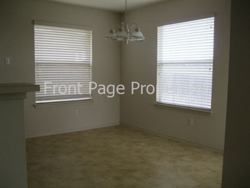 1324 Peppermint Trl - Photo 4 of 12