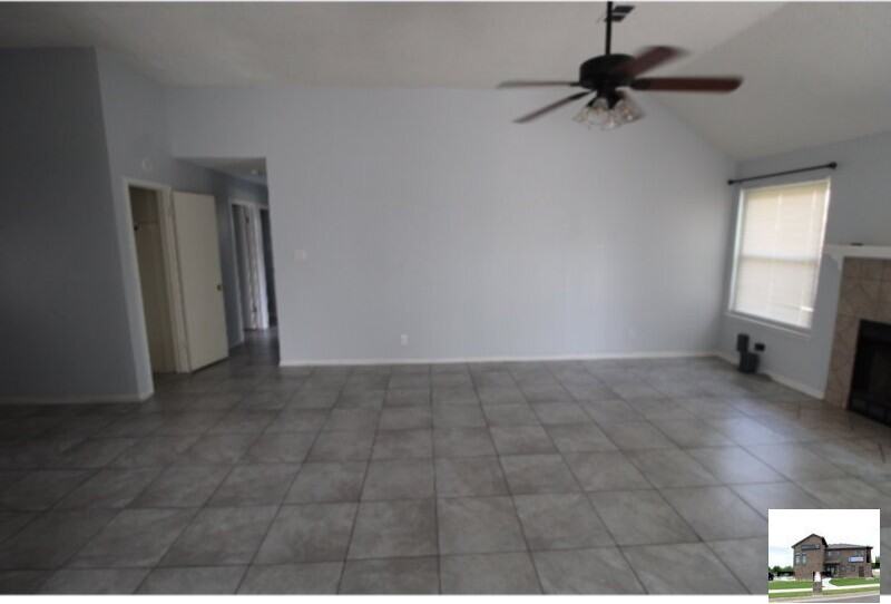 2702 Cactus Dr - Photo 3 of 6
