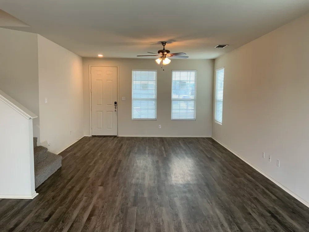 2821 Englefield Grn #NA - Photo 3 of 12