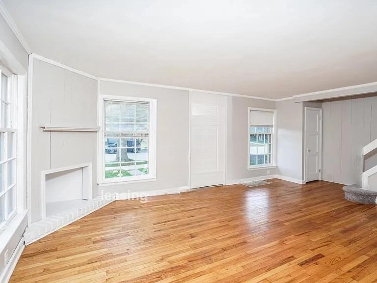2405 Webster St #NA - Photo 2 of 8