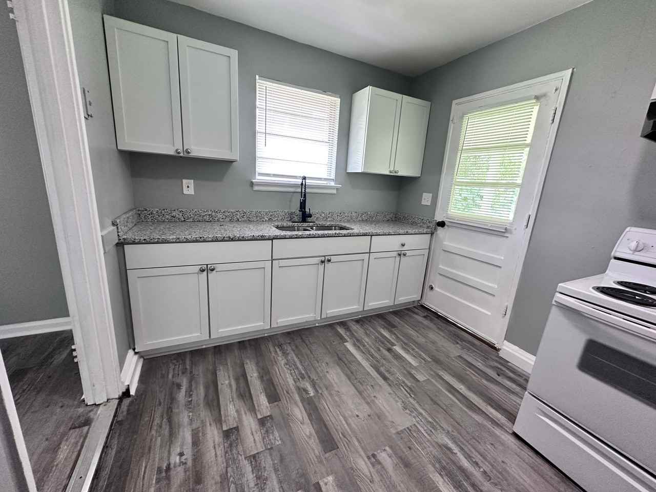 3515 Cottonwood Dr #NA - Photo 3 of 13