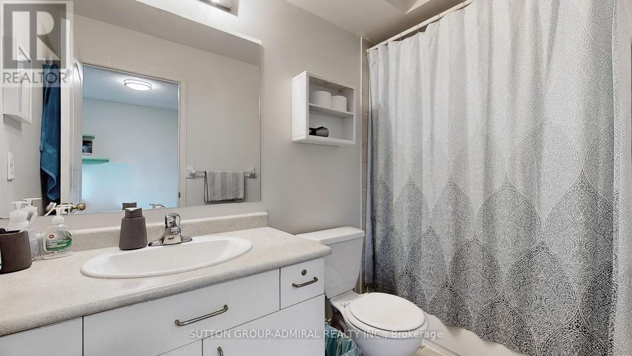 365 Murray Ross Parkway - Photo 6 of 12