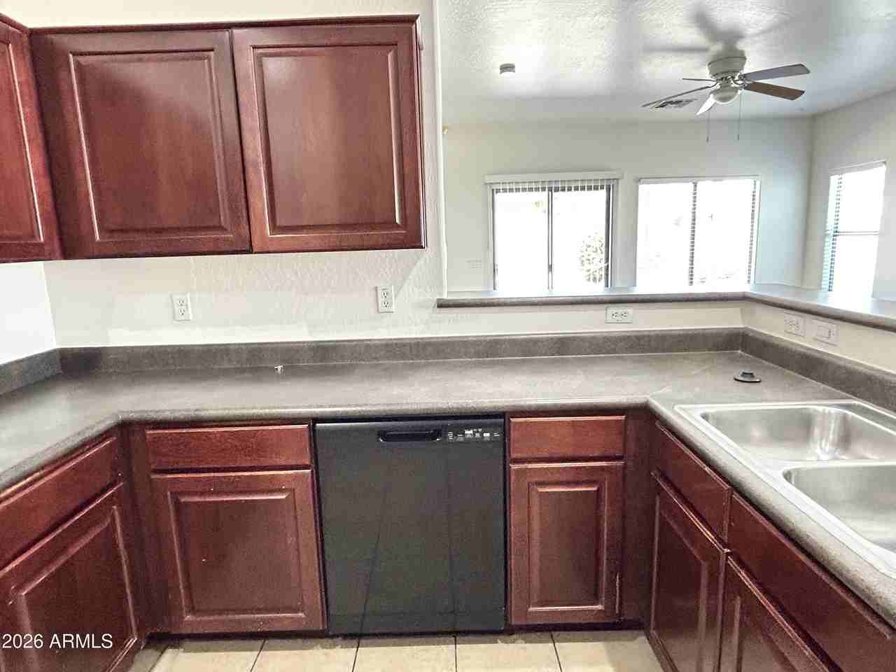 17218 W Country Gables Dr - Photo 7 of 26