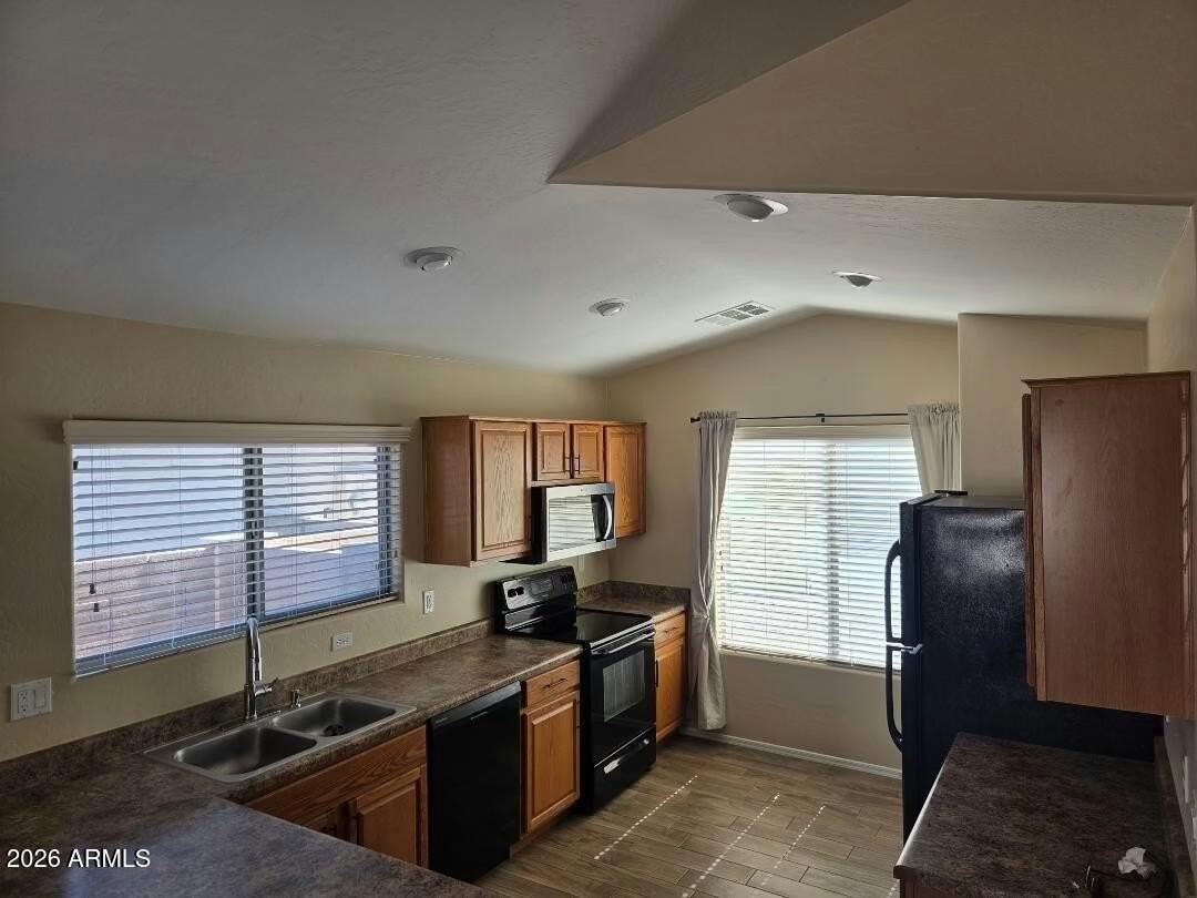 24638 N Shelton Way - Photo 5 of 17