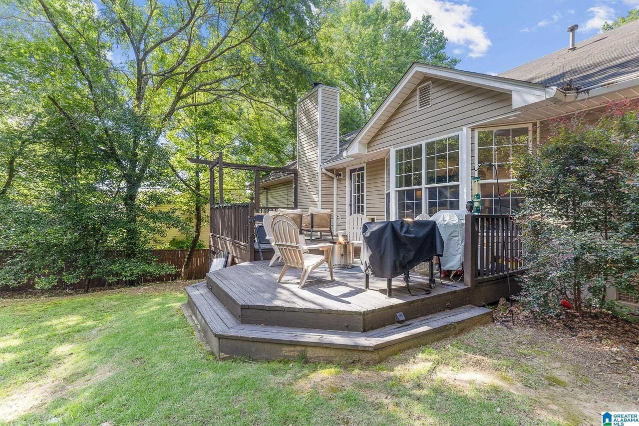 3560 Great Oak Ln - Photo 3 of 6