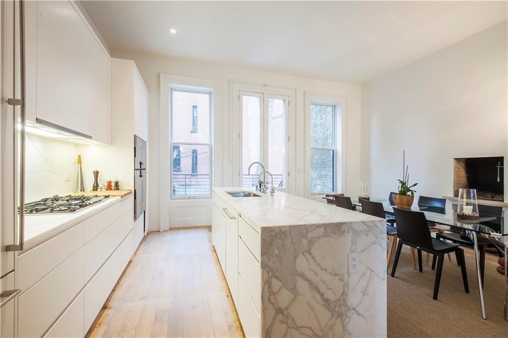 189 6th Ave #4 - Photo 5 of 19