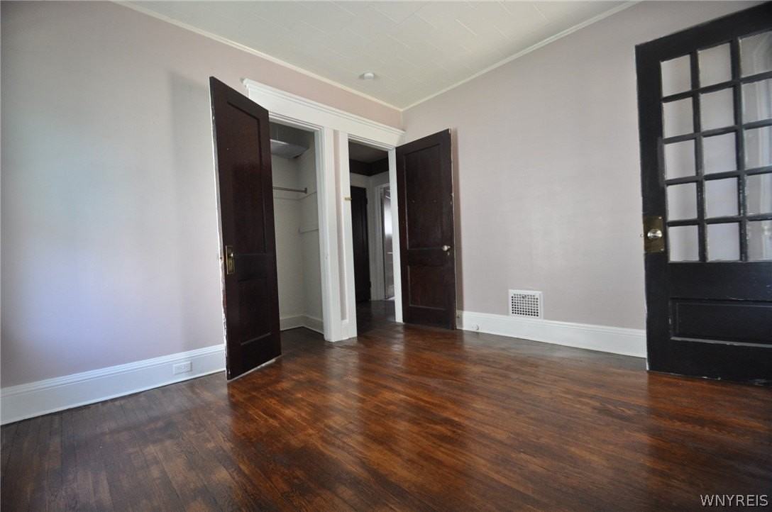 30 Wellington Rd - Photo 5 of 26