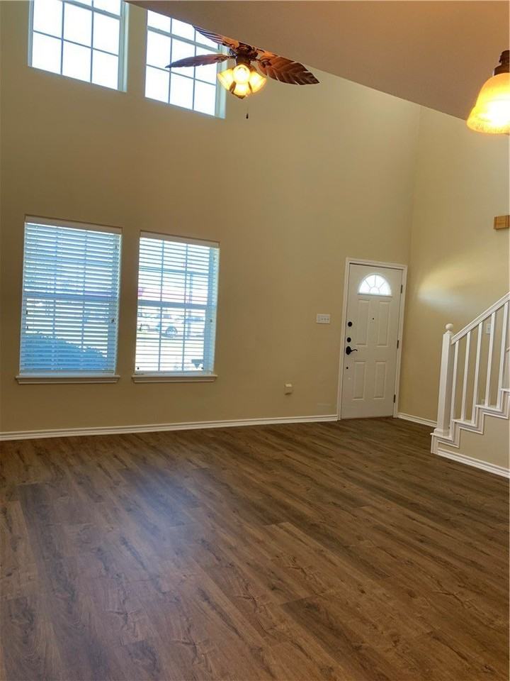 4017 Acushnet Dr #C - Photo 2 of 27
