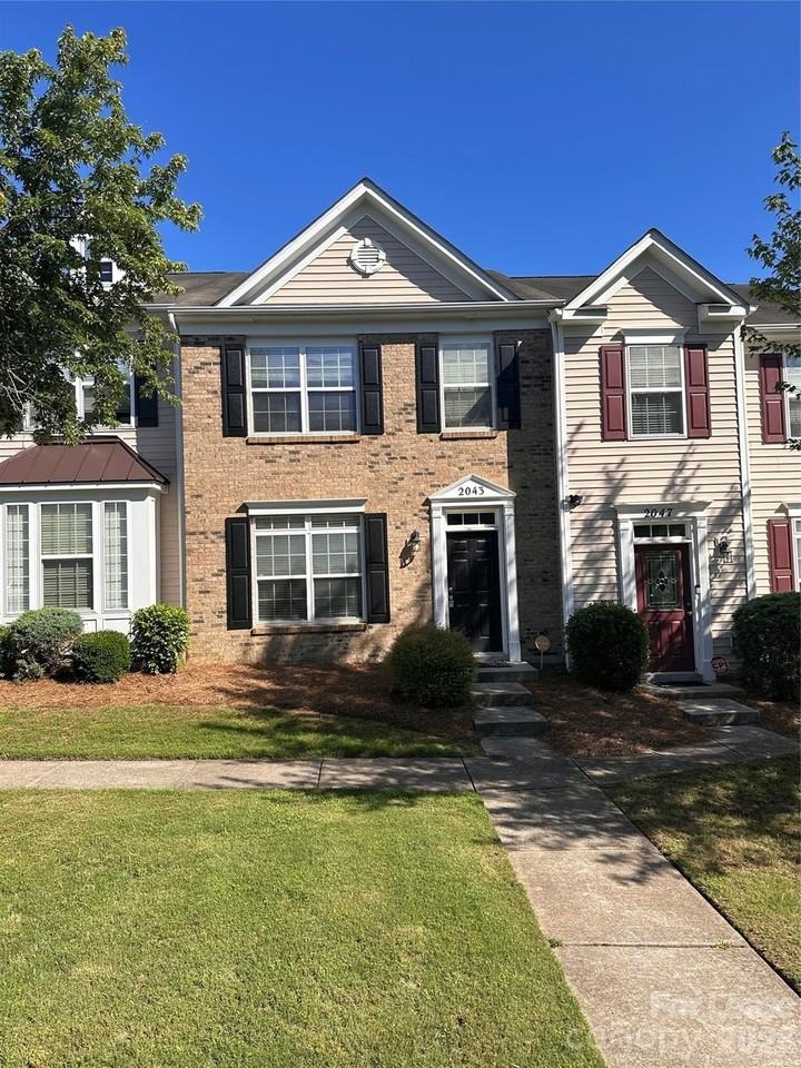 2043 Aston Mill Pl
