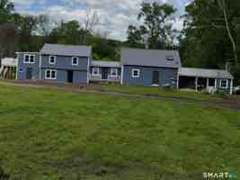 featured image of 101 Wadsworth Ln