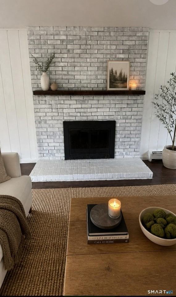101 Wadsworth Ln - Photo 2 of 10