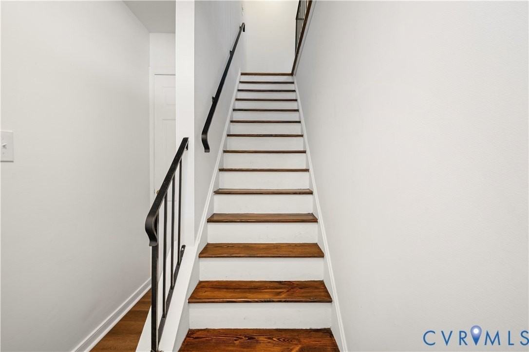 1704 Taft Pl #B - Photo 4 of 24