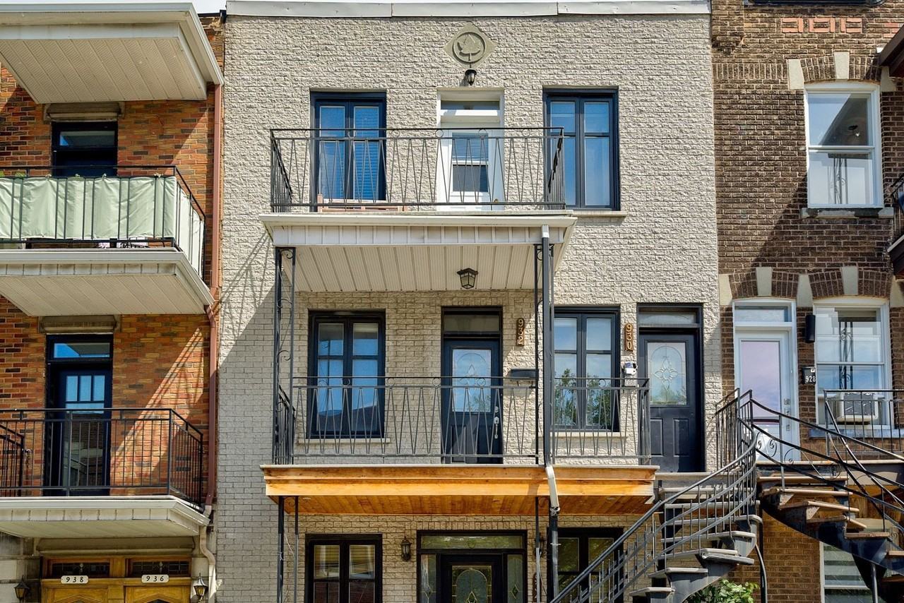 932 Av Laurier E - Photo 2 of 12