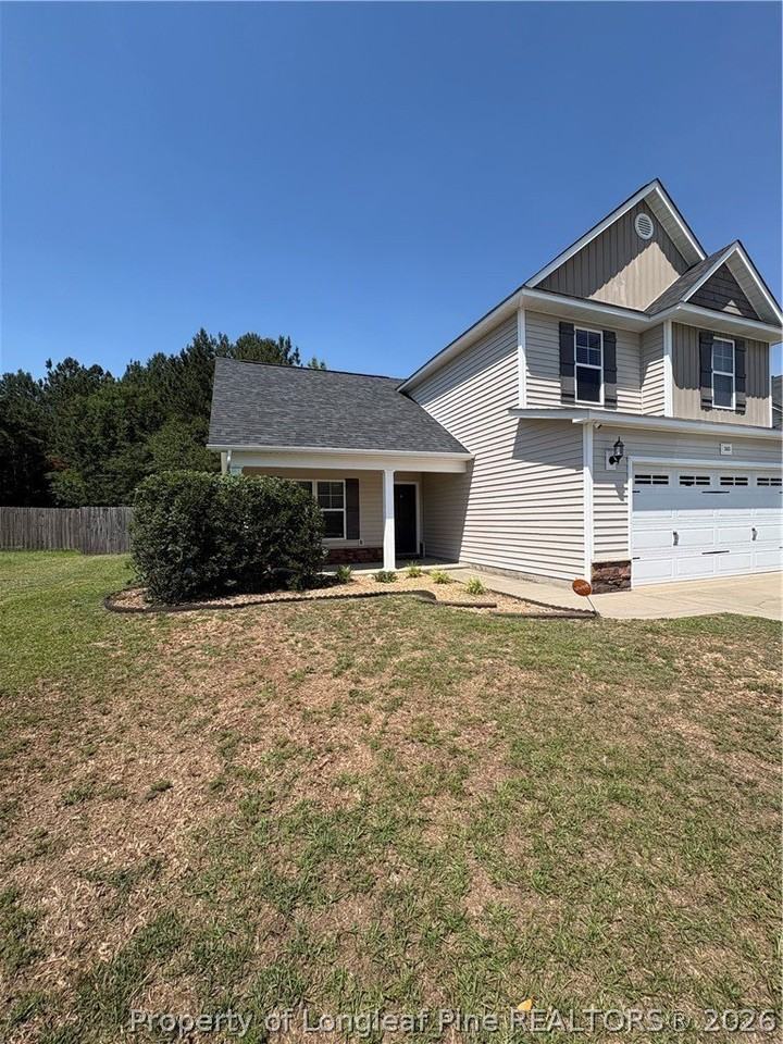 365 Roanoke Dr - Photo 5 of 35