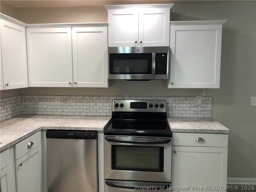 6341 Rockford Dr - Photo 6 of 22