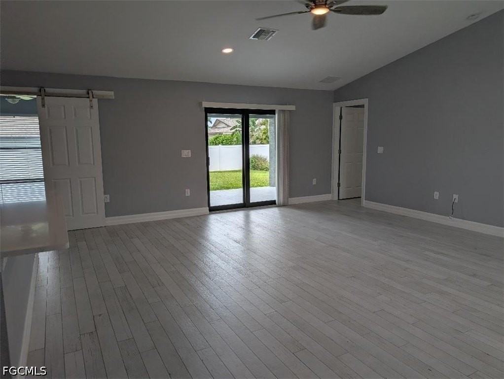 12866 Iona Rd - Photo 3 of 15