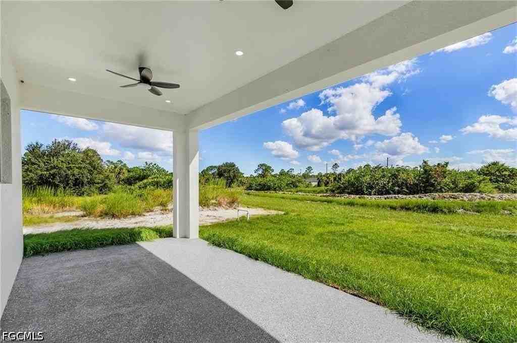 844 Millpond St E - Photo 4 of 21