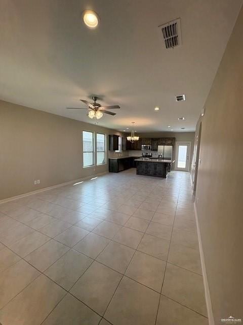 1404 E Sonador Dr S - Photo 2 of 16