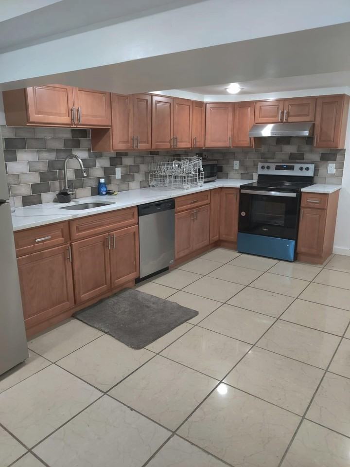 80 Broadman Pkwy #1 - Photo 3 of 19