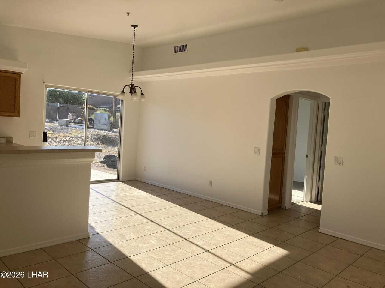 3560 Tomahawk Dr #101 - Photo 4 of 7