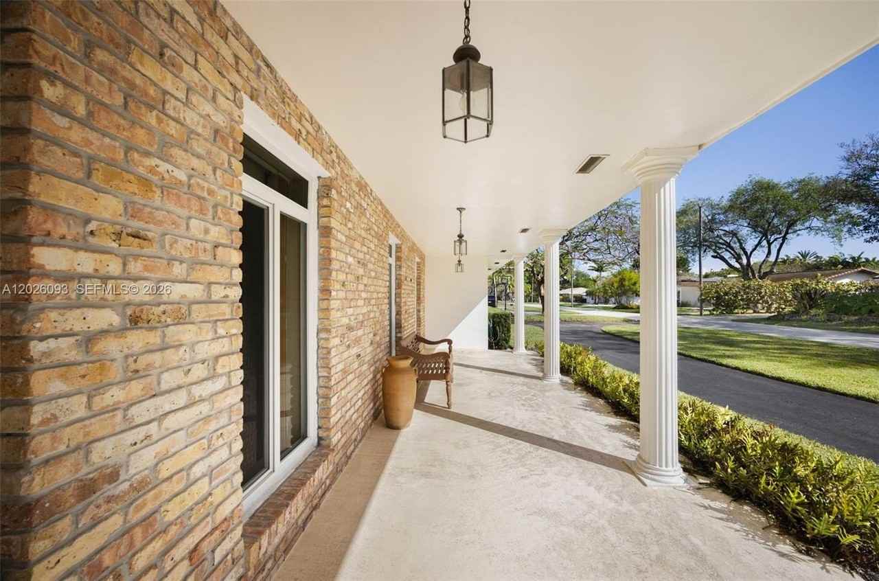 15700 Sw 77th Ct - Photo 4 of 22