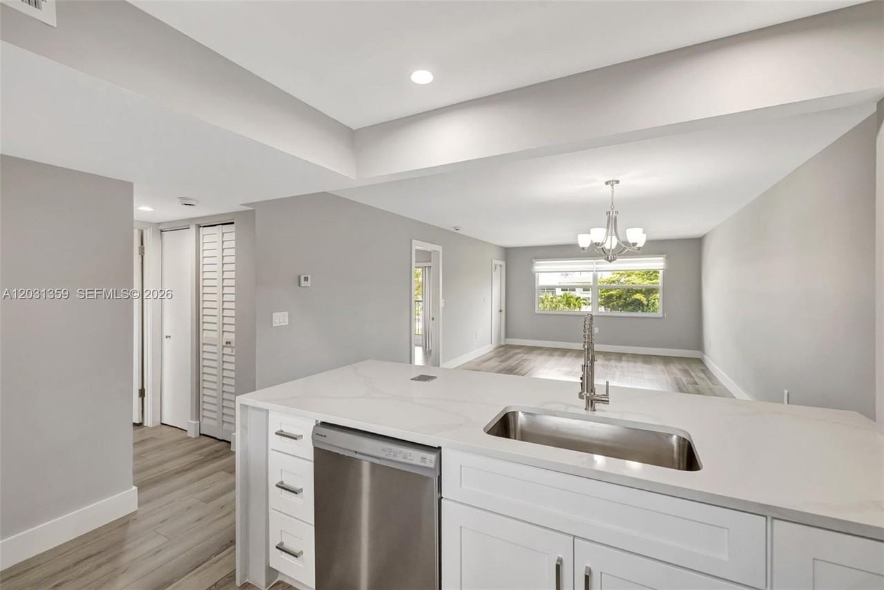 6800 Royal Palm Blvd #302F - Photo 5 of 41
