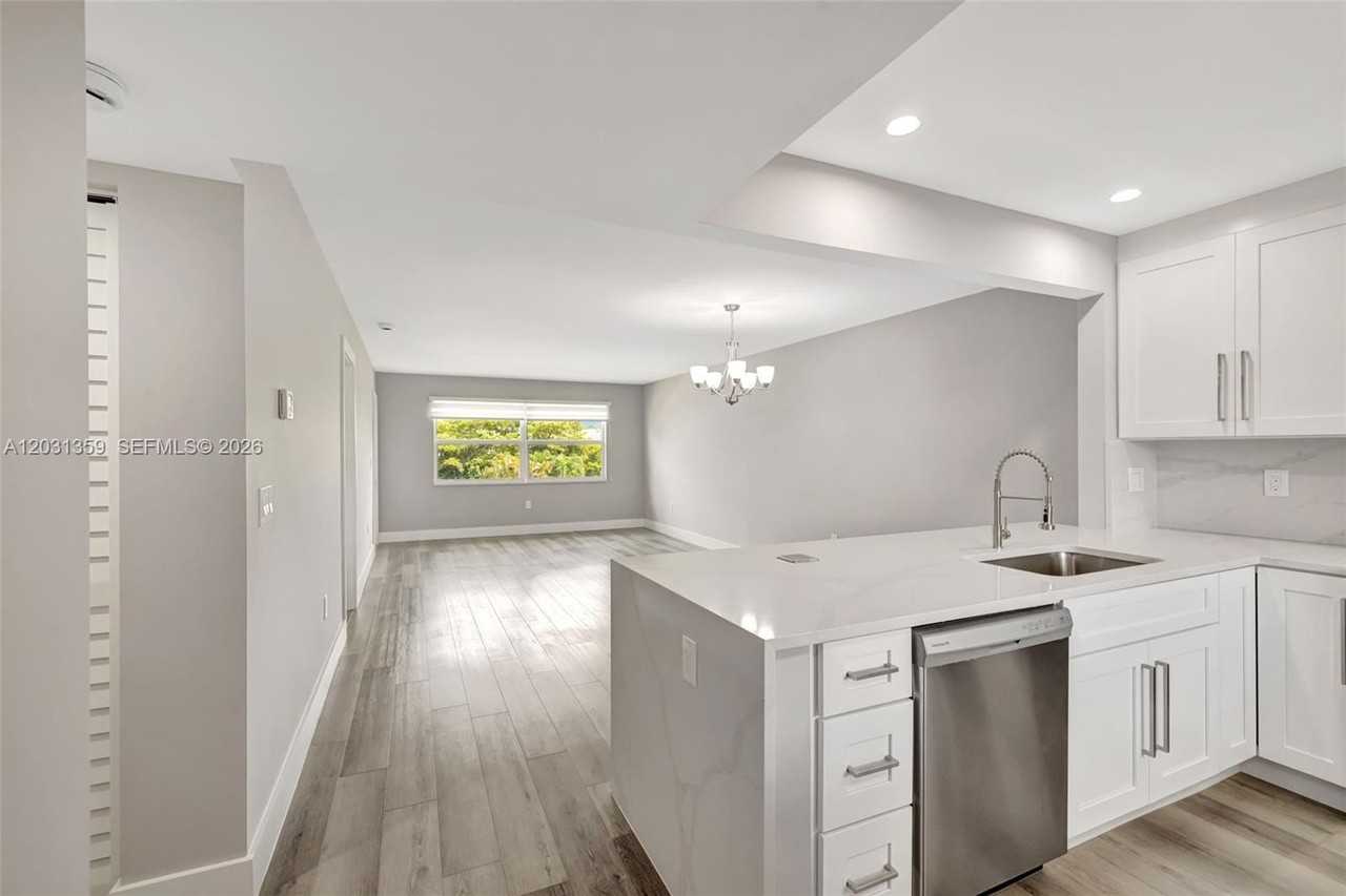 6800 Royal Palm Blvd #302F - Photo 6 of 41