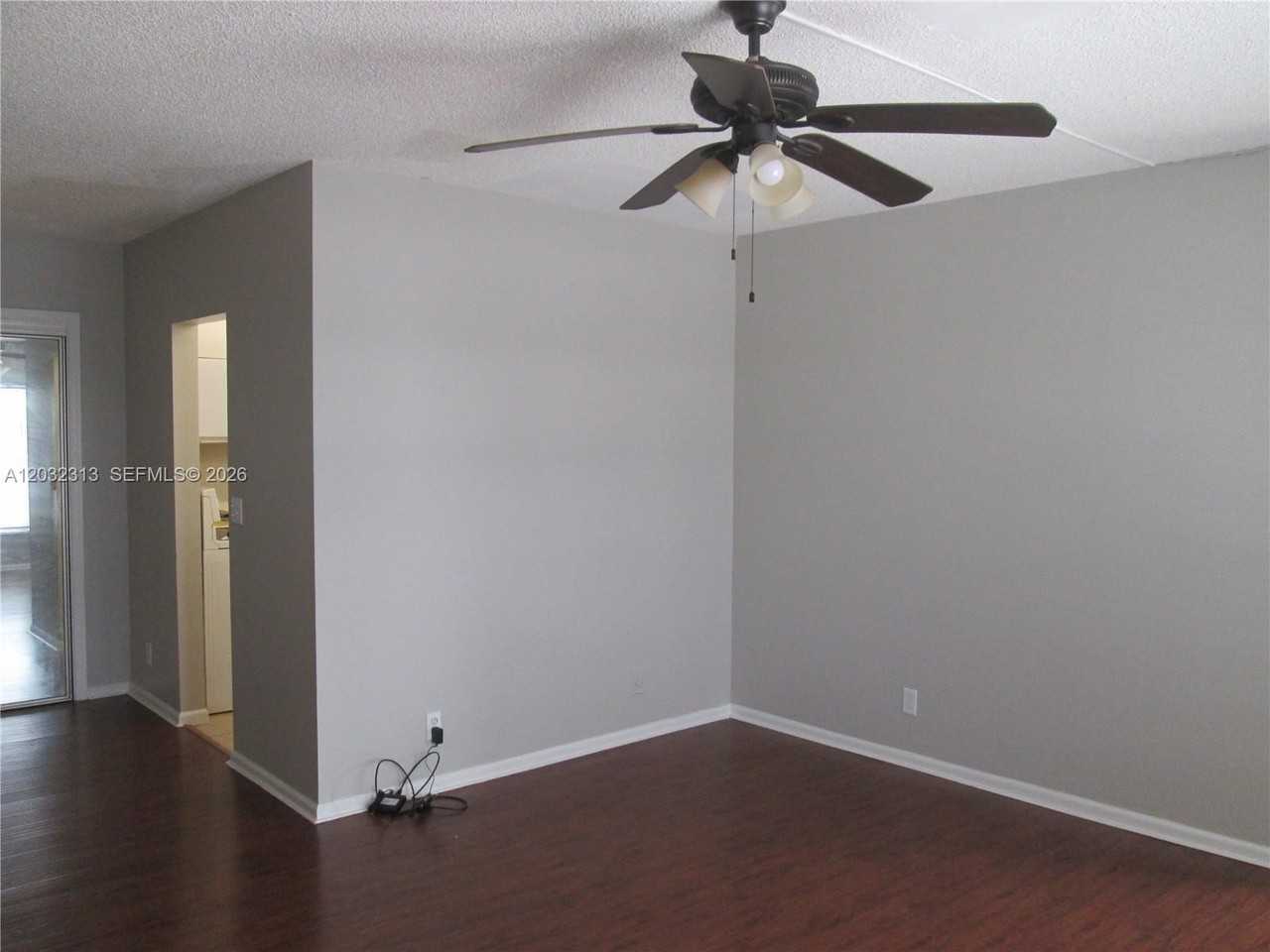 2250 Ne 66th St #1521 - Photo 2 of 12