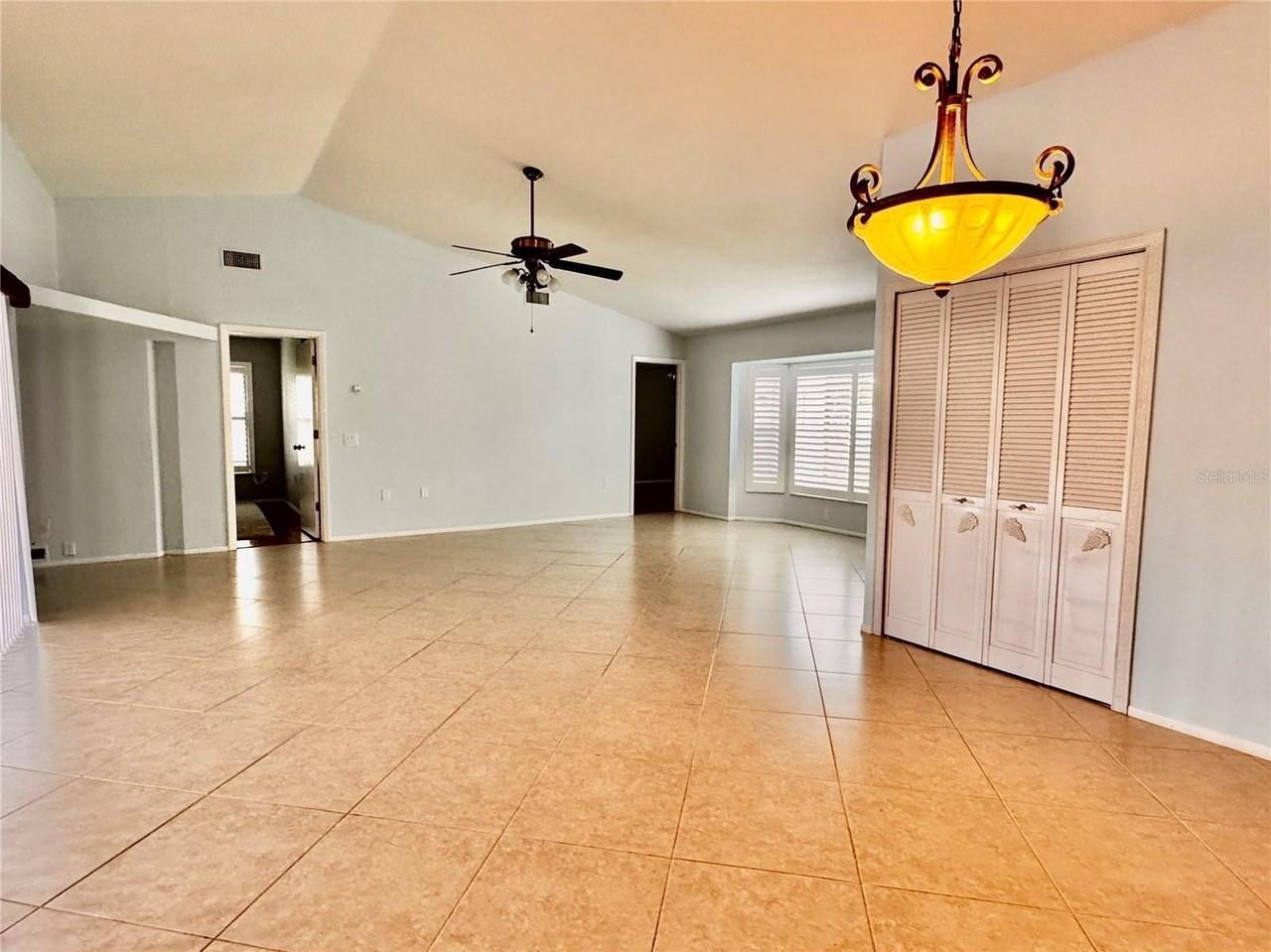 3601 Garden Lakes Clenet - Photo 5 of 41