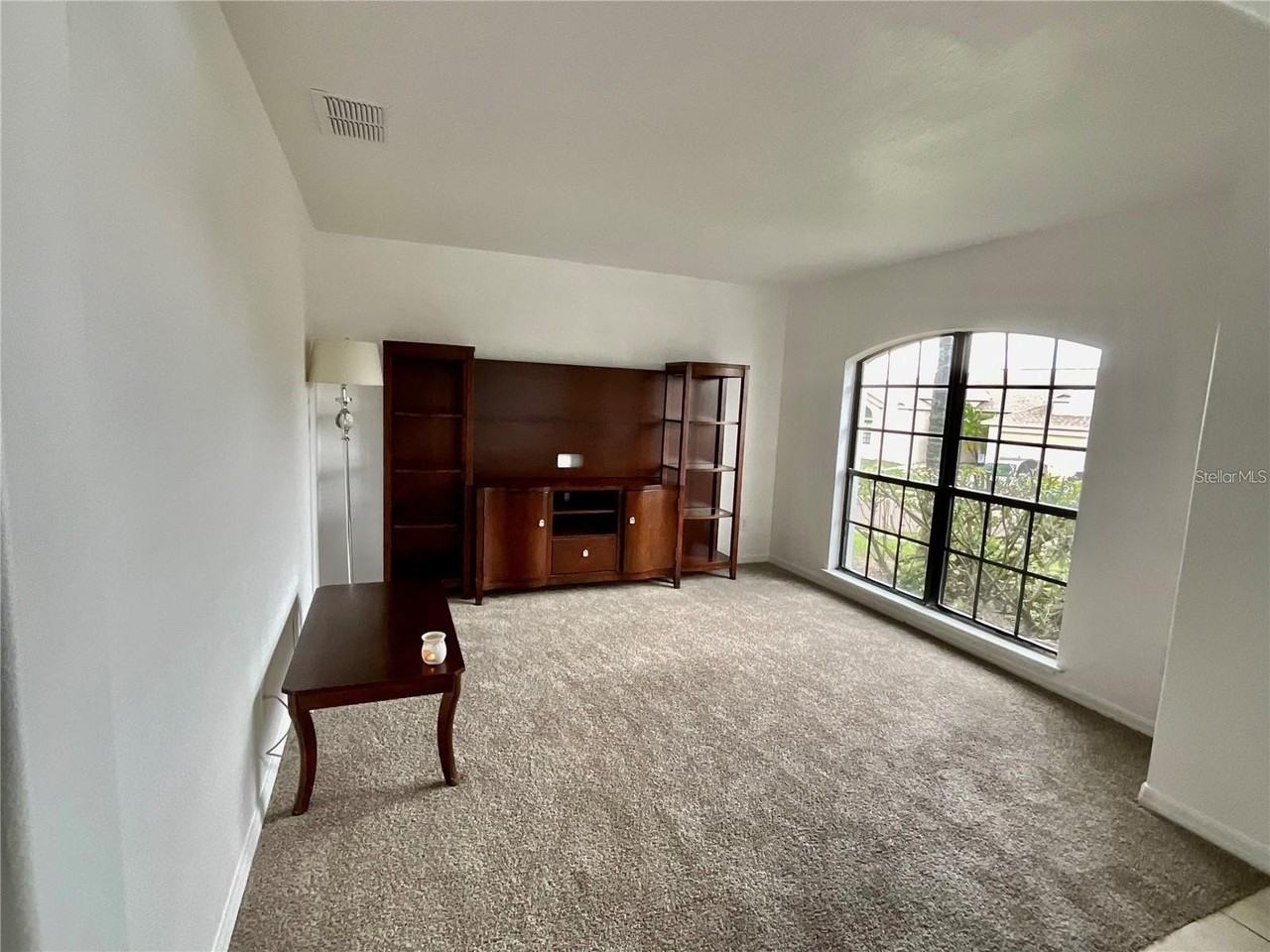 511 Coventry Rd - Photo 3 of 18