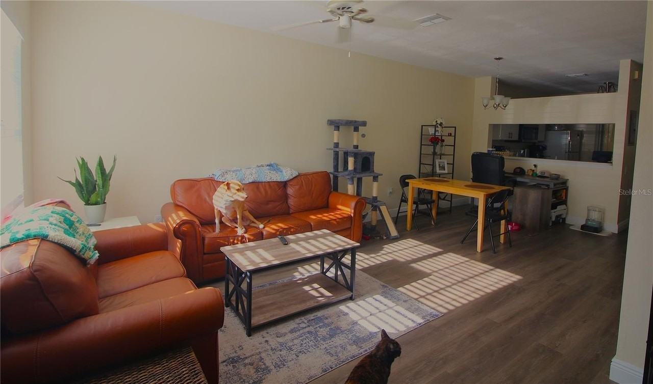 12369 Berkeley Square Dr - Photo 2 of 15