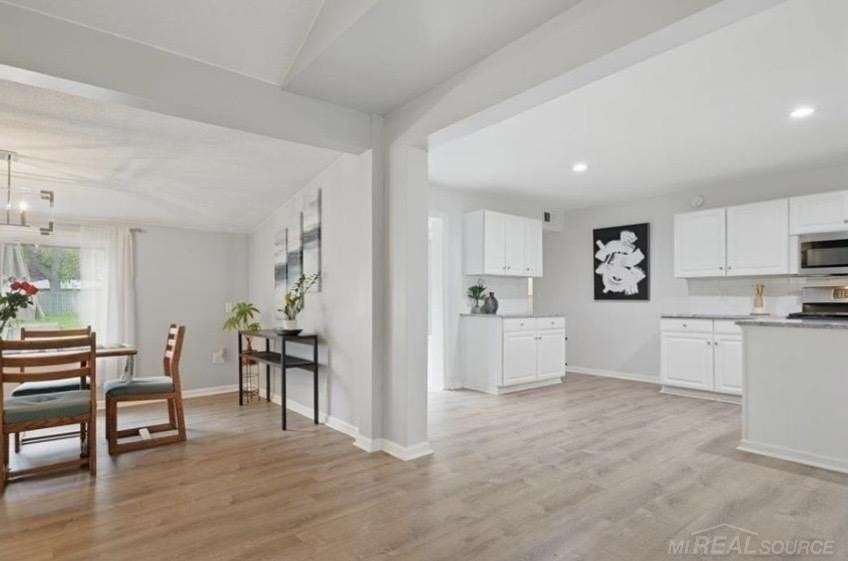 1840 Manse Rd - Photo 7 of 16
