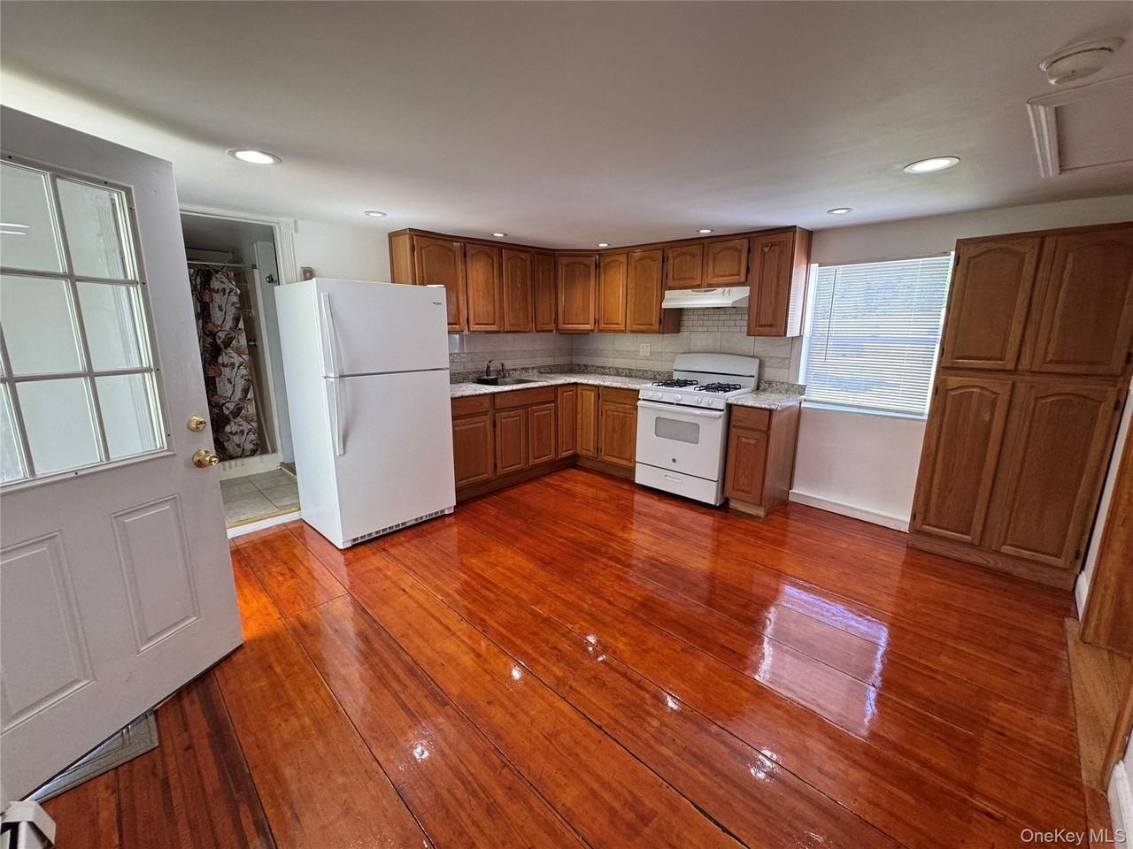 66 Juliet Dr #B - Photo 3 of 9