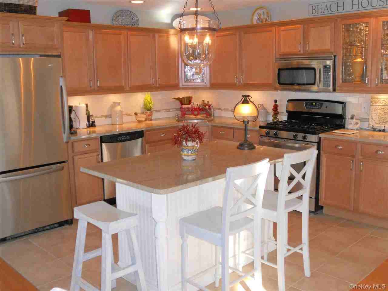 601 Willow Pond Dr - Photo 6 of 17