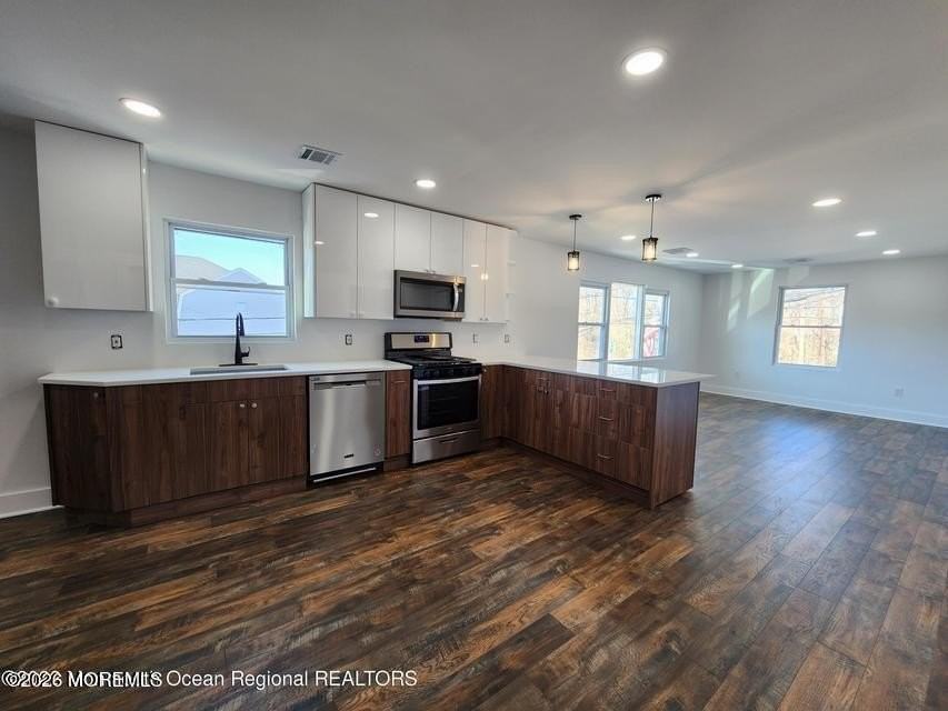 105 Summit Ave - Photo 2 of 14