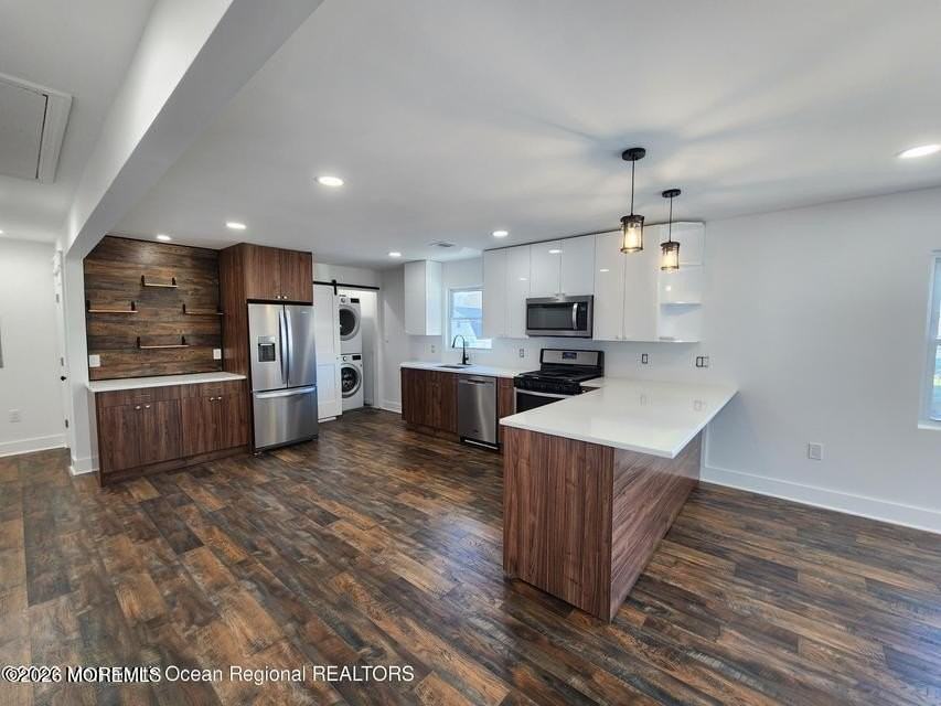 105 Summit Ave - Photo 3 of 14