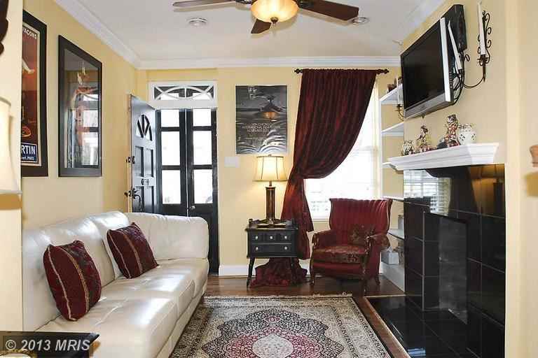 126 N Patrick St - Photo 3 of 15