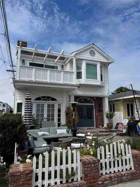 317 4th St - Photo 6 of 6