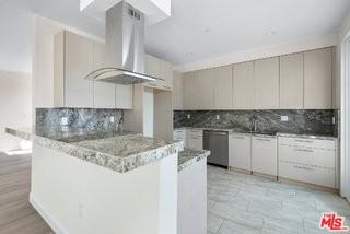 1429 S Bedford St #301 - Photo 3 of 8