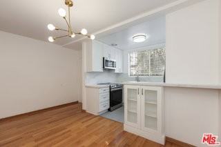 1411 N Harper Ave #6 - Photo 4 of 8