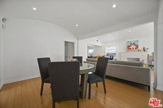 232 S Crescent Dr - Photo 4 of 8