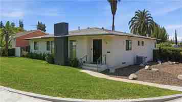 featured image of 728 Val Vista St