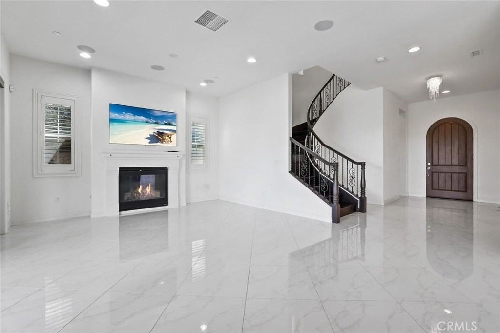 51 Heliotrope - Photo 6 of 41