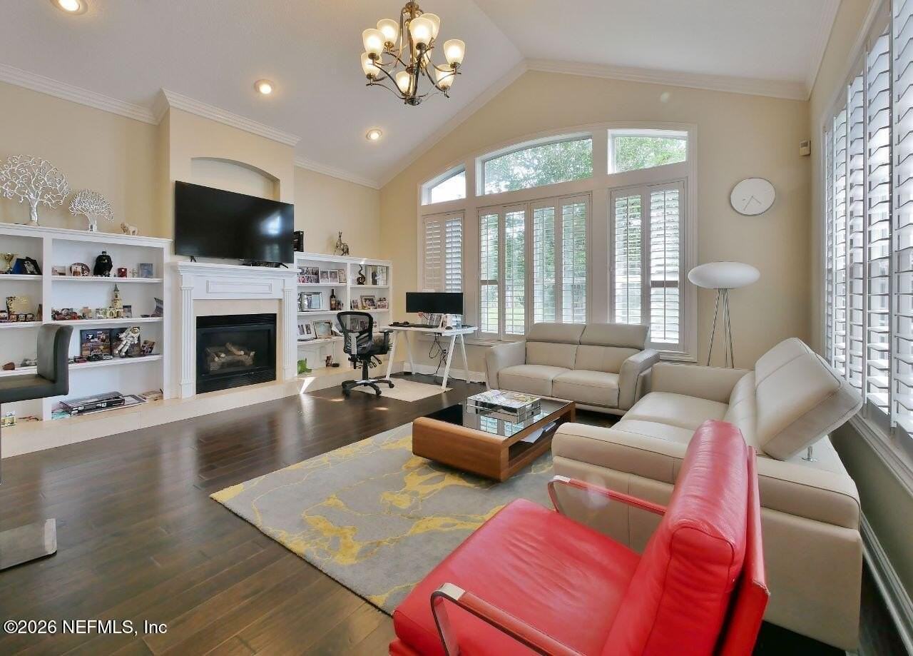 141 Deer Cove Dr - Photo 6 of 34