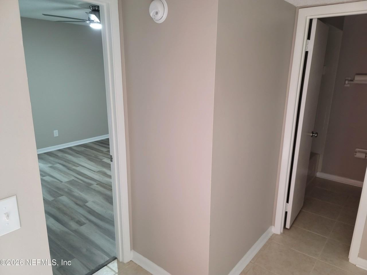 5553 Greatpine Ln S - Photo 4 of 24