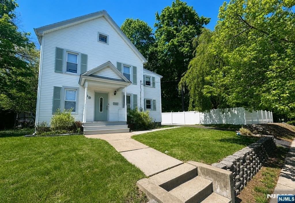29 Cherry Ln - Photo 2 of 14